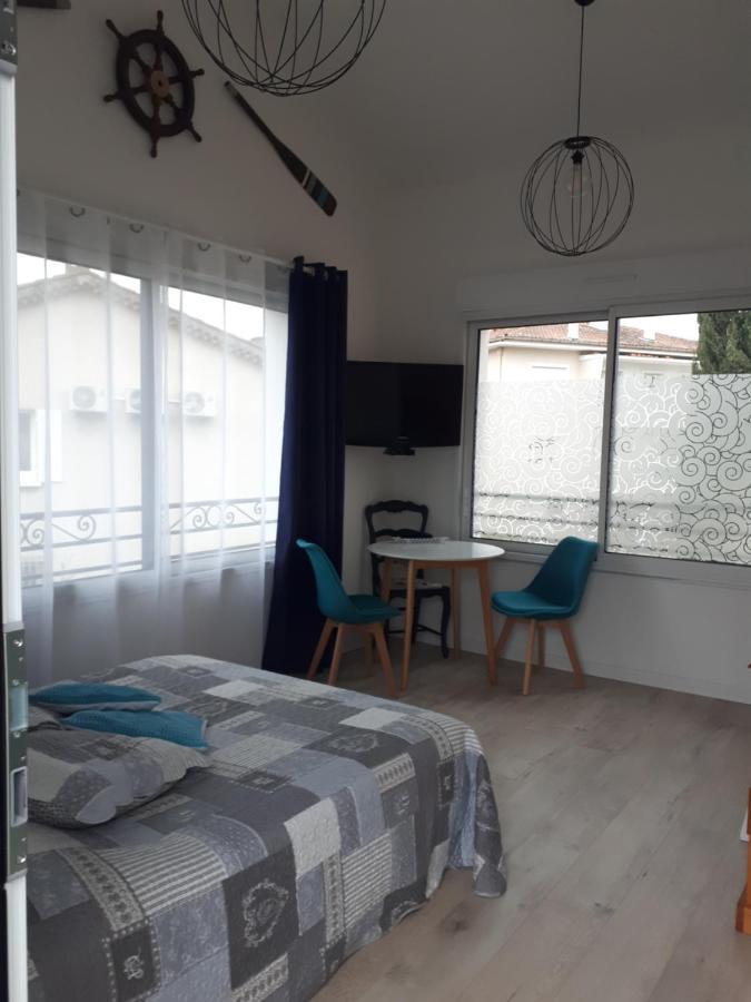 Joli Studio Entre La Mer Et La Ville 耶尔 外观 照片